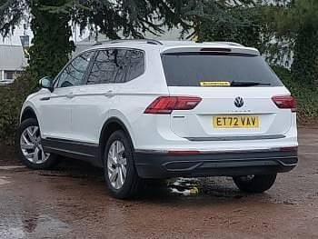 Used VW Tiguan Allspace Life 150 HP (110 kW) 2022 White SUV