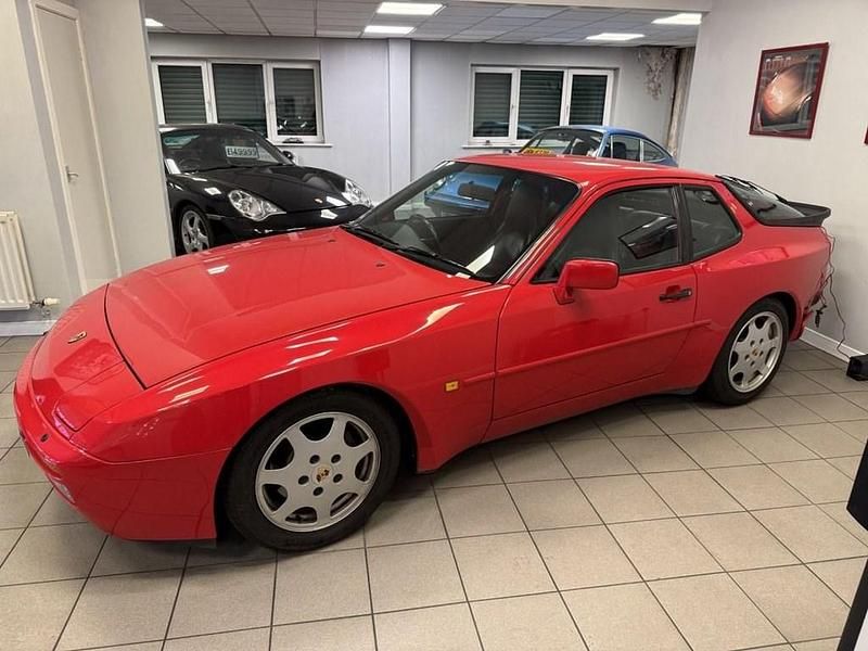 Used Porsche 944 Turbo S 1988 Red Coupe
