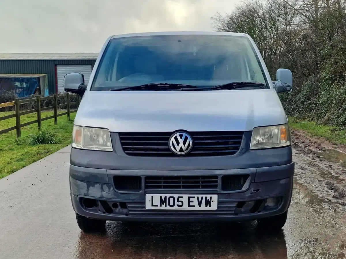 Używany VW Transporter Trendline 102 KM (75 kW) 2005 Srebrny Van