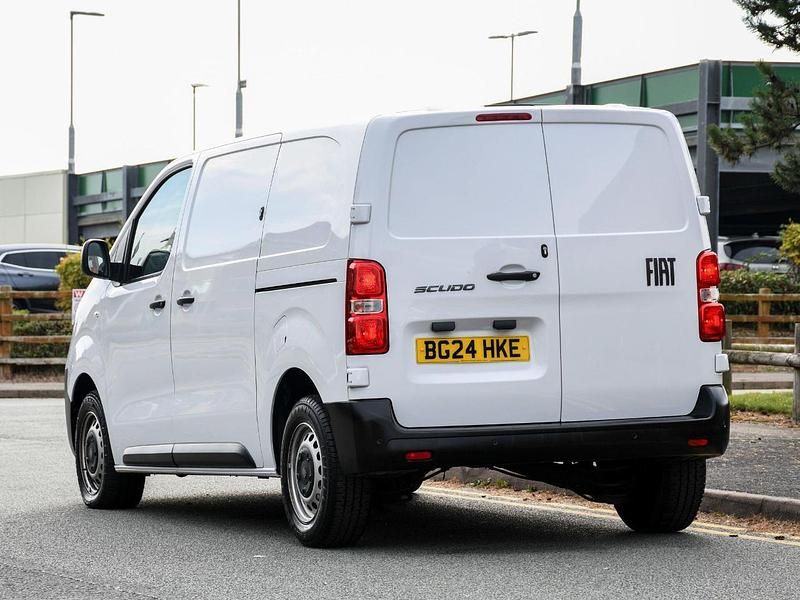 White Used 2024 Fiat Scudo MPV | £15,495 (Super price) - Image 1/4