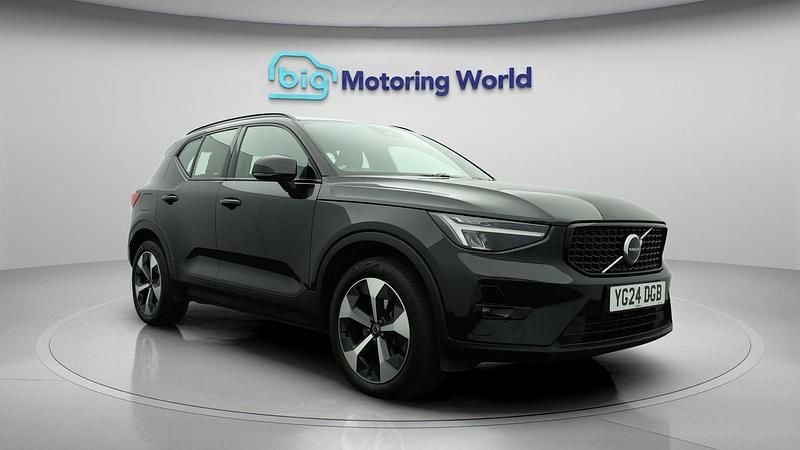 Used 2024 Volvo XC40 Plus SUV | £28,800 (Good price) - Image 1/4