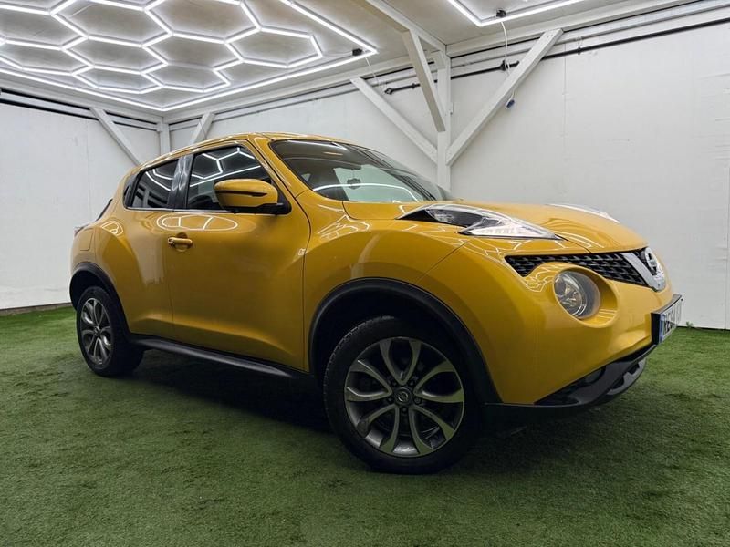 Used Nissan Juke Tekna 2014 Yellow SUV