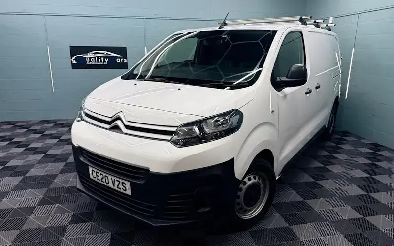 Used Citroën Dispatch 120 HP (88 kW) 2020 White MPV
