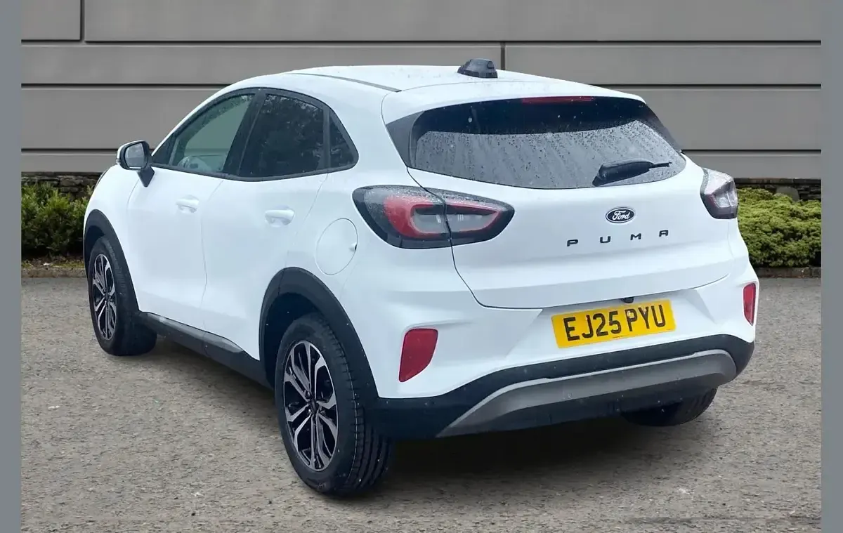 Used Ford Puma Titanium 125 HP (91 kW) 2025 White SUV