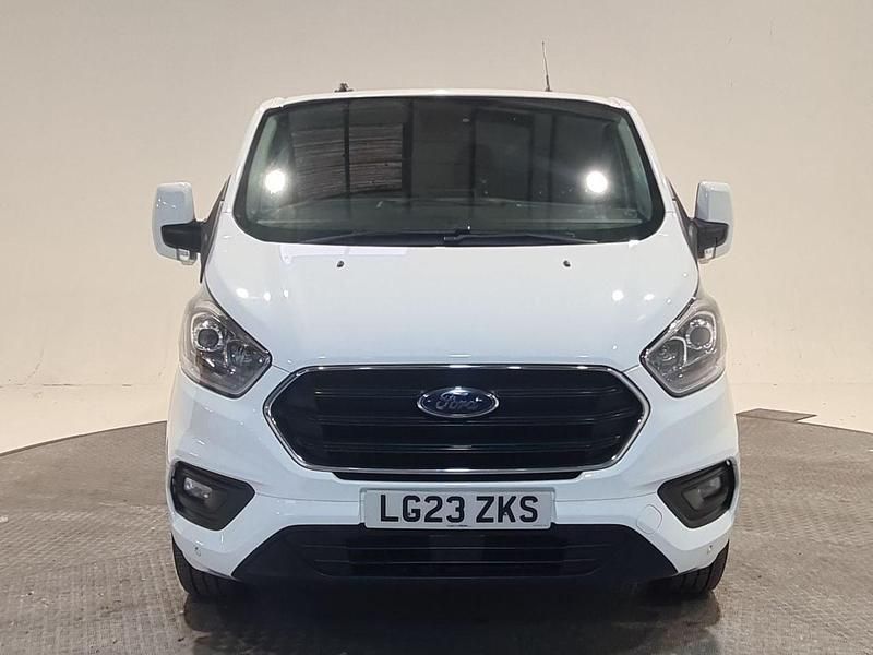 Used Ford Transit Custom Limited 130 HP (95 kW) 2023 White Van