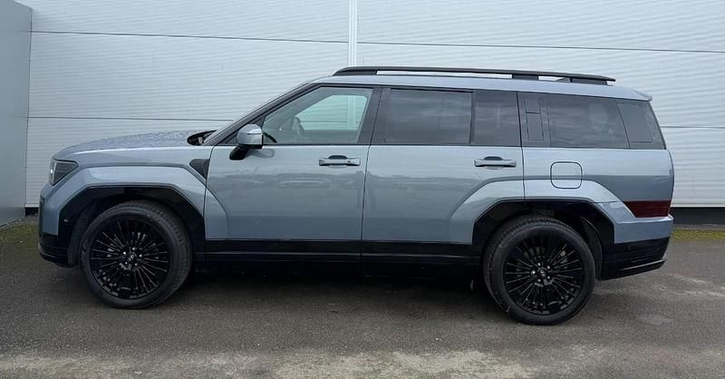 Used Hyundai Santa Fe 212 HP (155 kW) 2025 Blue SUV