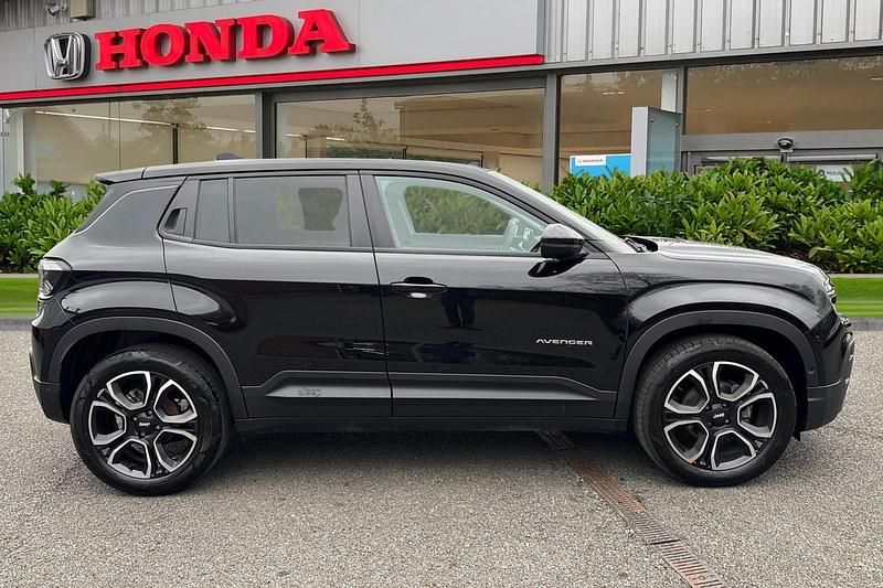 Used Jeep Avenger Summit 100 HP (73 kW) 2026 Black SUV