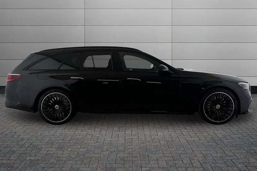 Used Mercedes E300 Urban 313 HP (230 kW) 2026 Black Estate