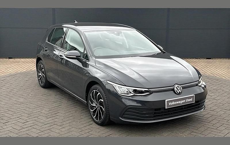 Used VW Golf VIII Life 128 HP (94 kW) 2023 Grey Hatchback