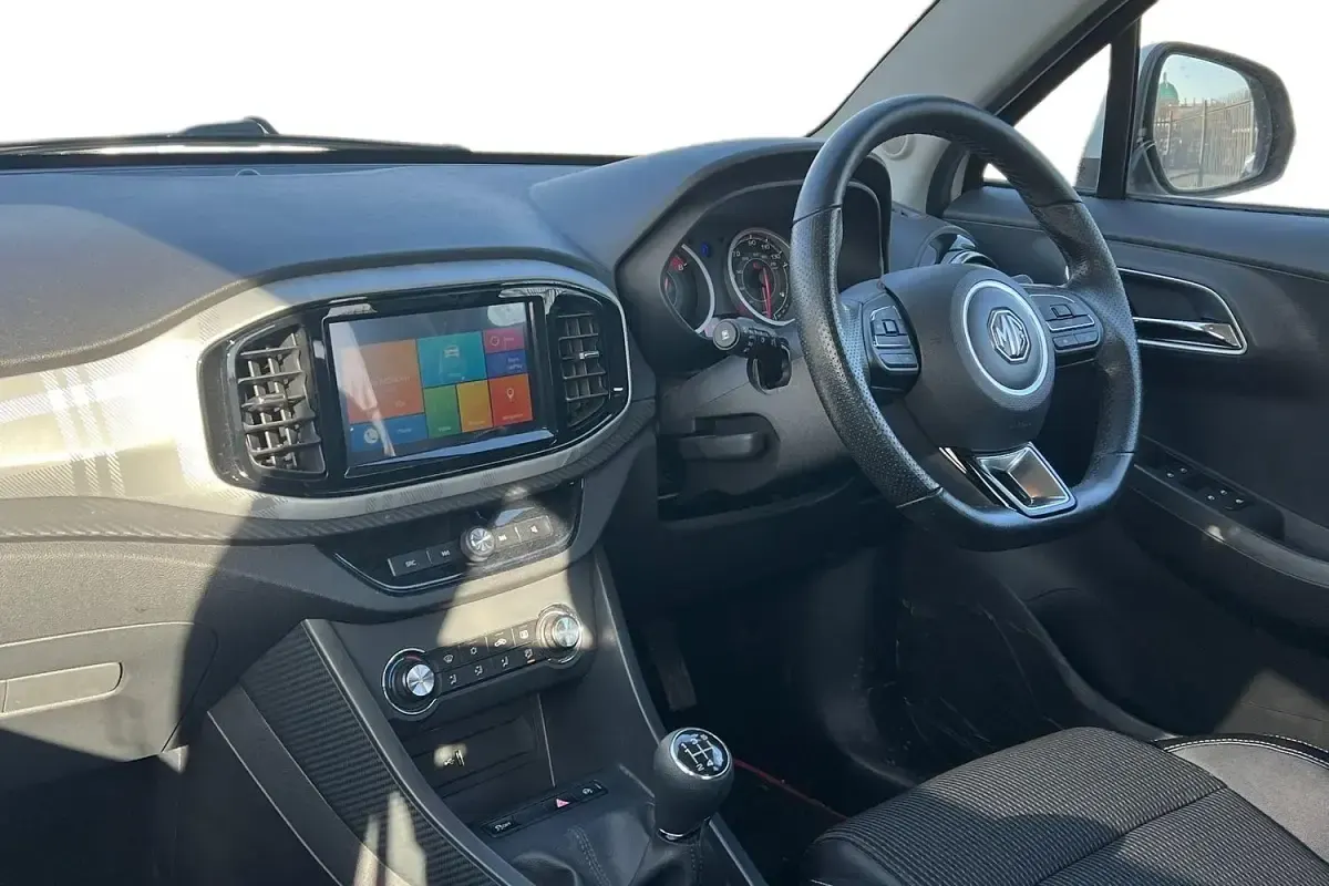 Usado MG MG3 Exclusive 106 HP (77 kW) 2022 Branco Citadino