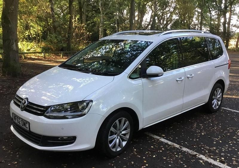 White Used 2013 VW Sharan SEL MPV | £8,000 (Fair price) - Image 1/4