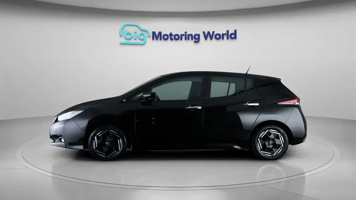 Used Nissan Leaf Acenta 110 kW (150 HP) 2023 Black Hatchback
