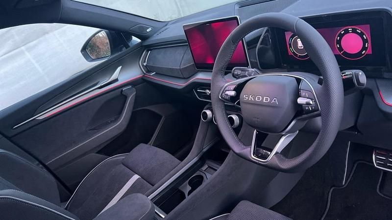 New Skoda Kodiaq SportLine 204 HP (150 kW) 2025 Graphite grey metallic SUV