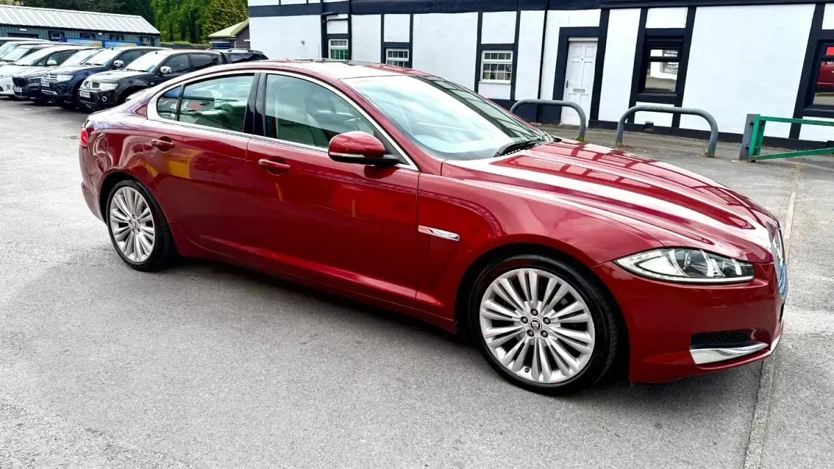 Second-hand Jaguar XF Portfolio 2012 Roșu Berlinǎ