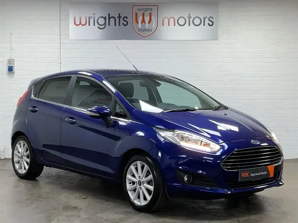 Usado Ford Fiesta Titanium 2017 Azul Citadino