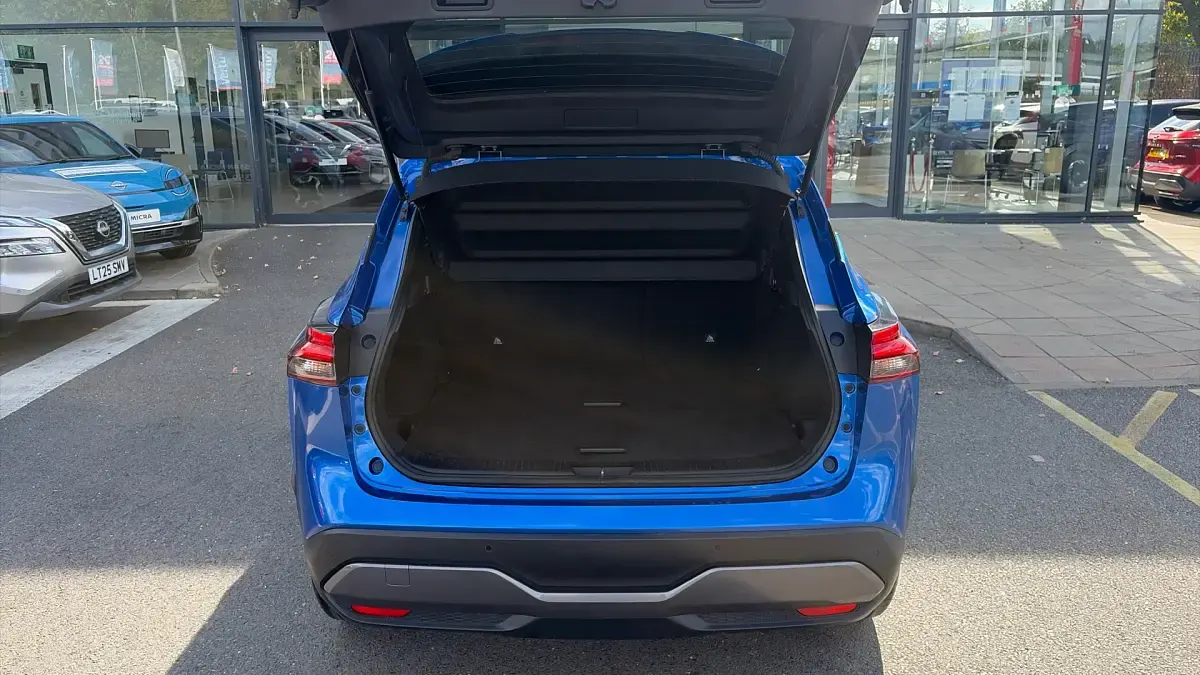 Used Nissan Qashqai N-Connecta 158 HP (116 kW) 2023 Blue SUV