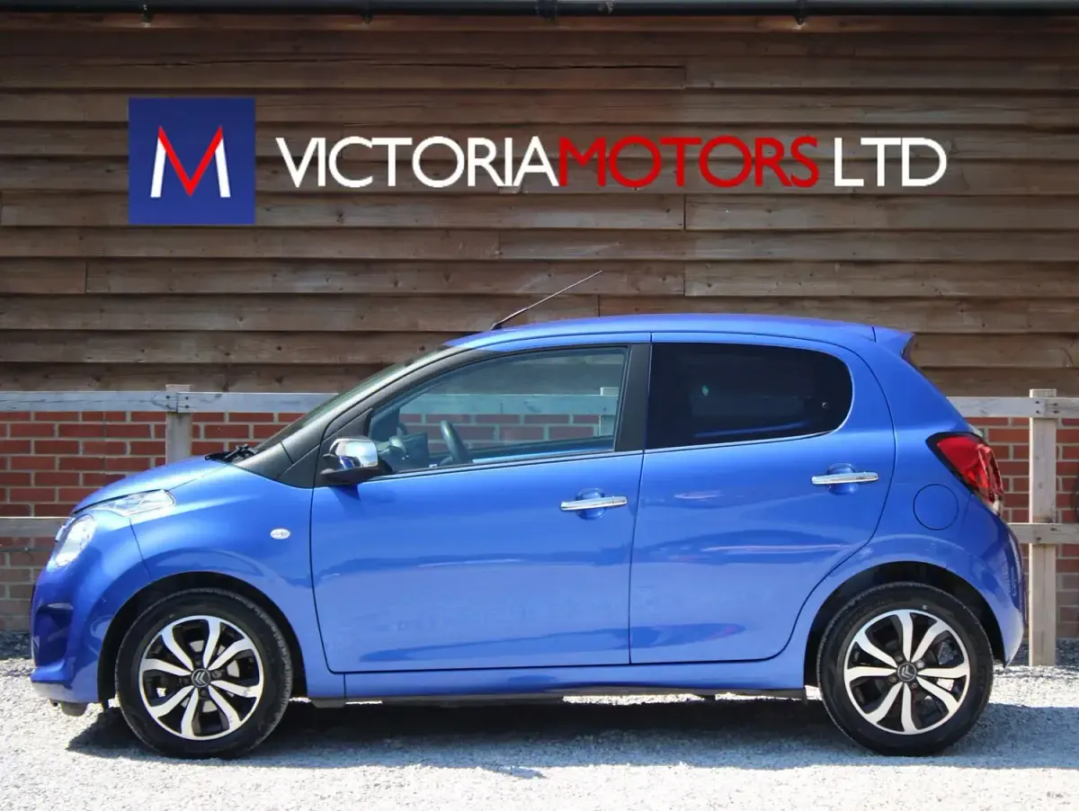 Used Citroën C1 Shine 2021 Blue Hatchback