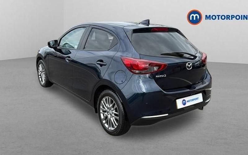 Usado Mazda 2 Inclusive 116 HP (85 kW) 2022 Azul Citadino