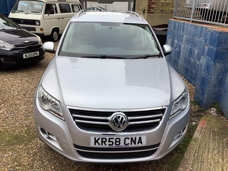 Used VW Tiguan SE 170 HP (125 kW) 2009 Silver SUV