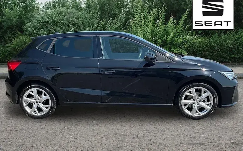 Used Seat Ibiza FR First Edition 116 HP (85 kW) 2025 Black Hatchback