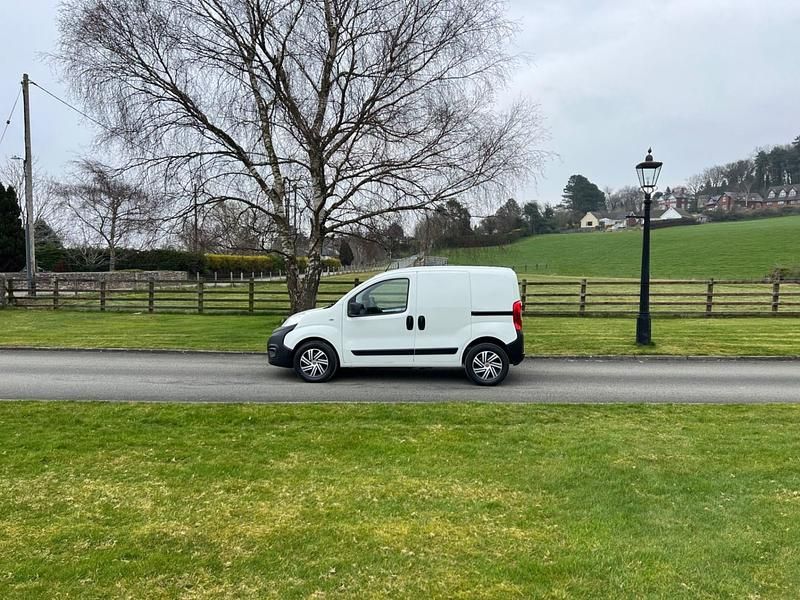 Used Fiat Fiorino 80 HP (58 kW) 2022 White MPV