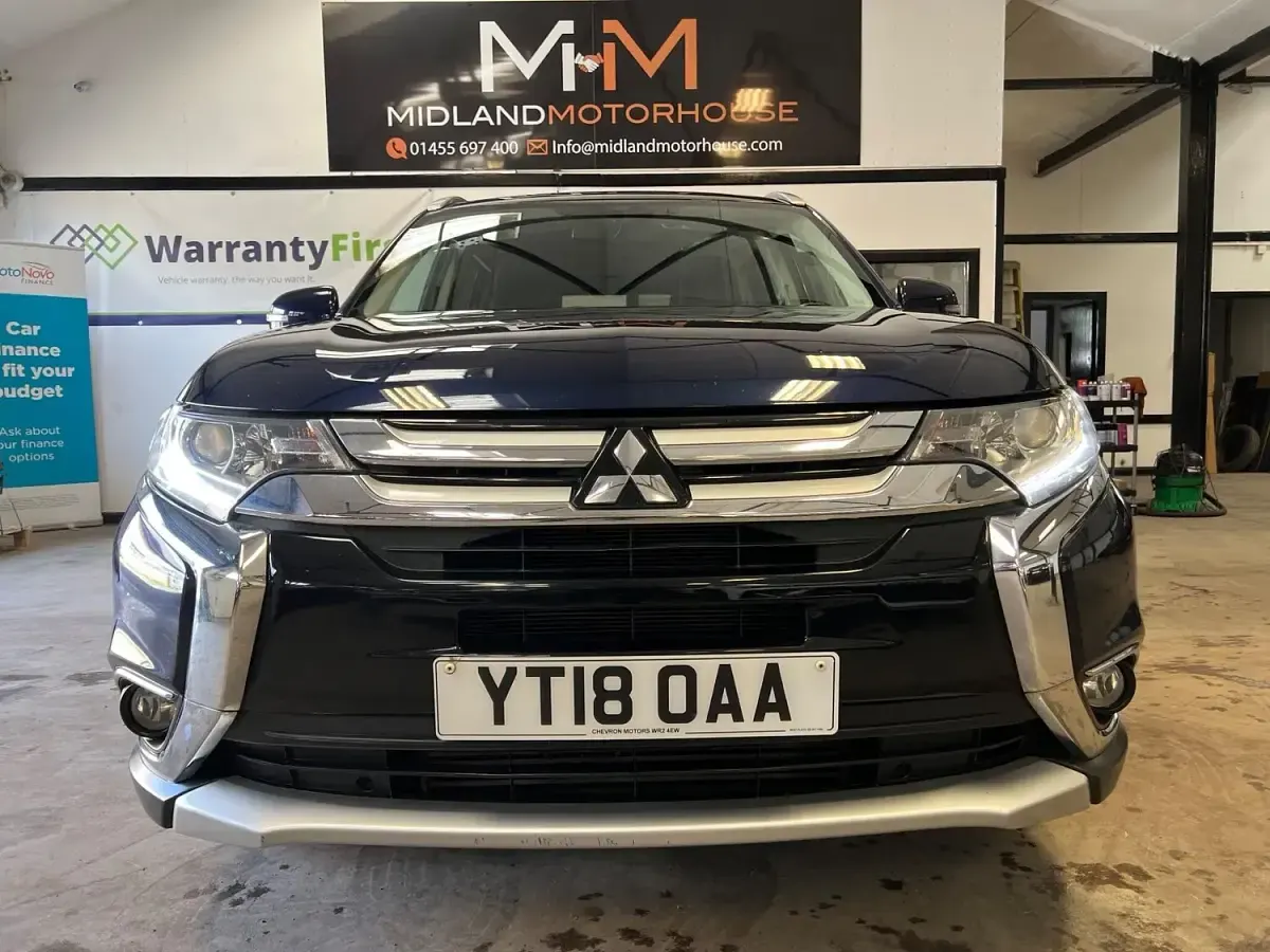 Used Mitsubishi Outlander 150 HP (110 kW) 2018 Blue SUV
