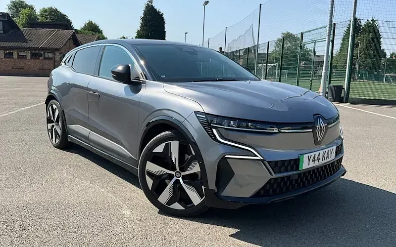 Used Renault Megane E-Tech Komfort 160 kW (218 HP) 2025 Hatchback