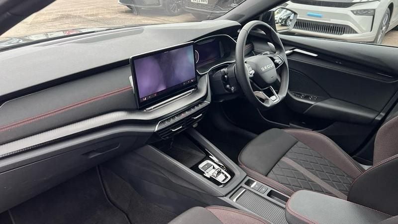 Used Skoda Octavia vRS 265 HP (194 kW) 2025 Black Estate