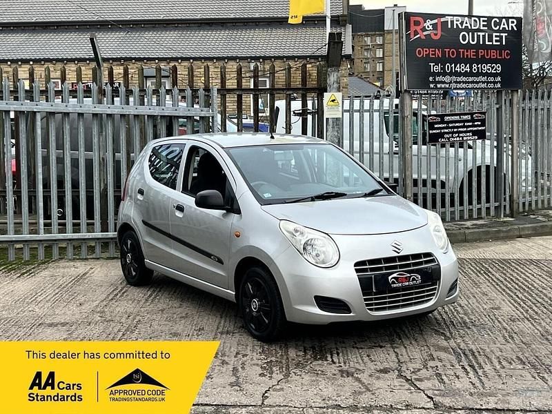 Used Suzuki Alto SZ3 68 HP (50 kW) 2010 Silver Hatchback