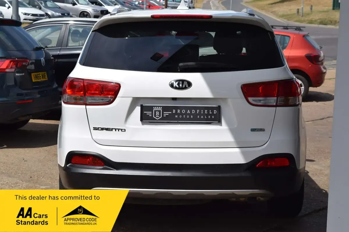Used Kia Sorento 200 HP (147 kW) 2015 White SUV