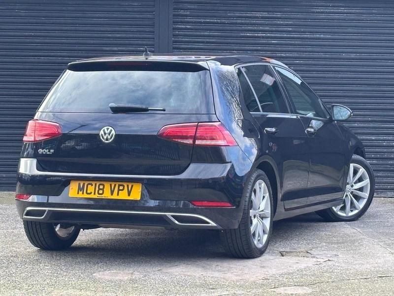 Używany VW Golf VII GT 2018 Czarny Hatchback