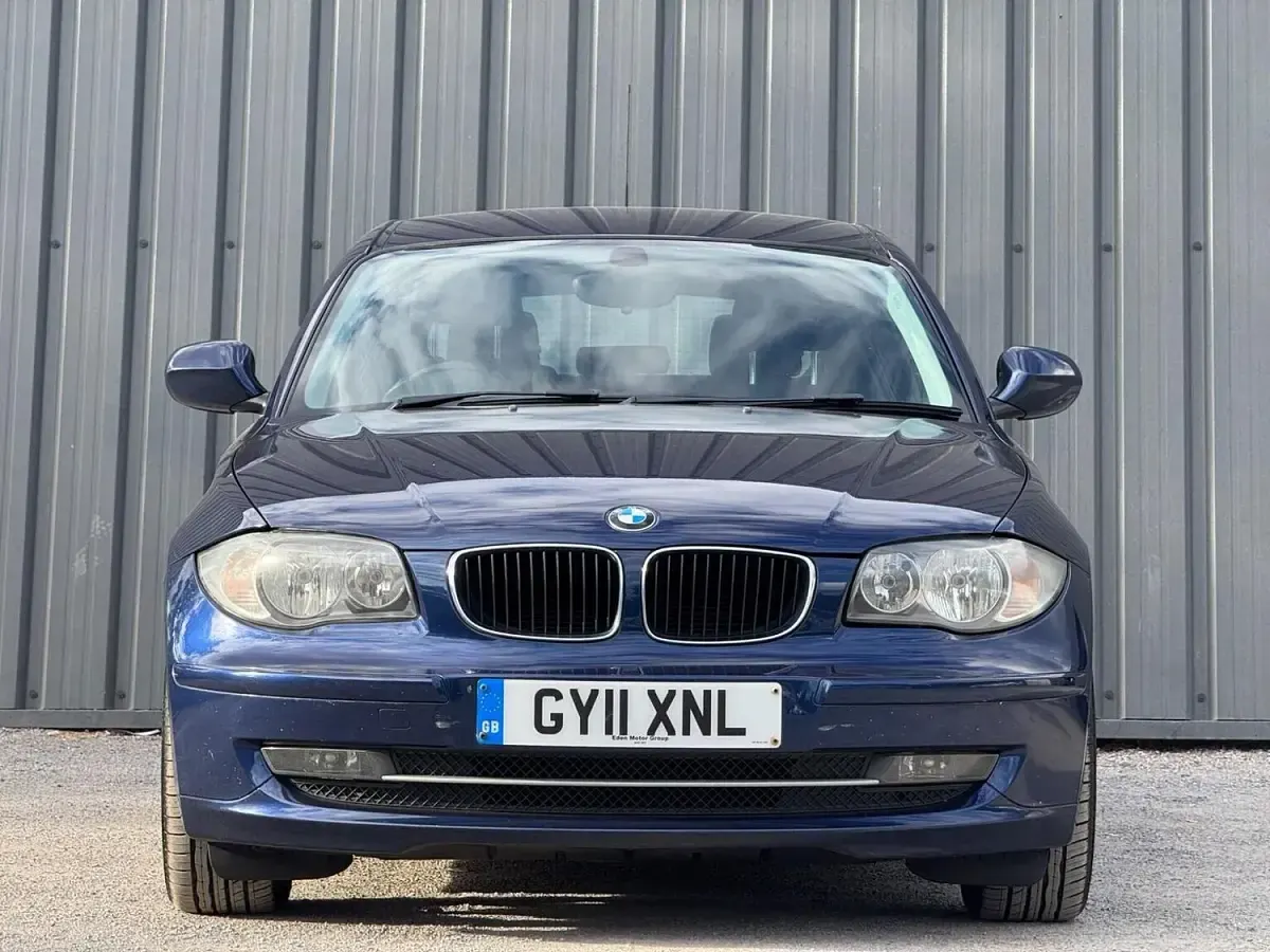 Used BMW 120 Performance 174 HP (127 kW) 2011 Blue Hatchback
