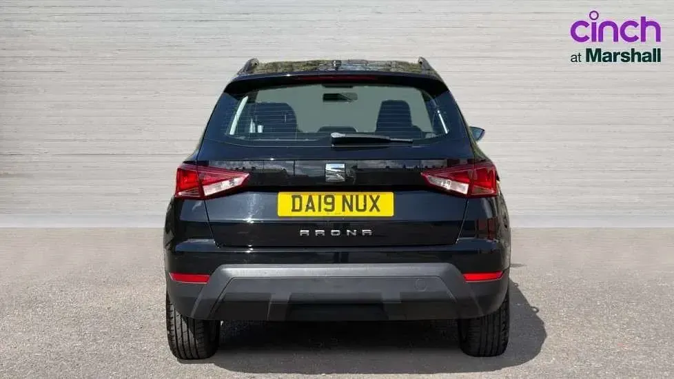 Używany Seat Arona SE 95 KM (69 kW) 2019 Czarny SUV