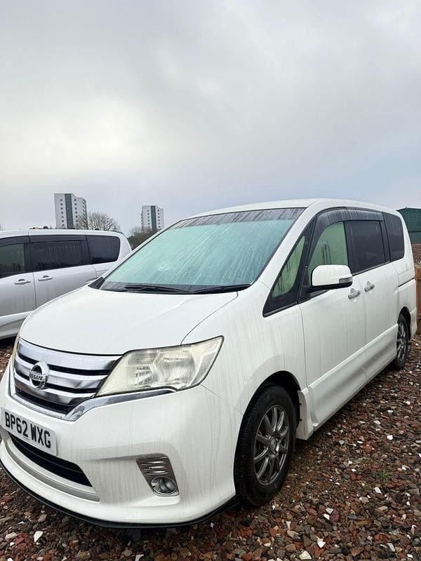 Used Nissan Serena 2013 White MPV