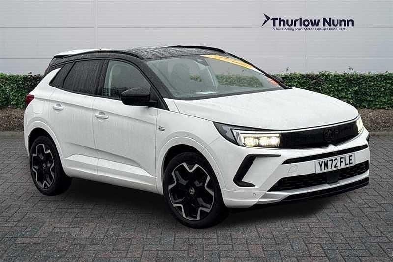Used Vauxhall Grandland X Ultimate 130 HP (95 kW) 2022 White SUV