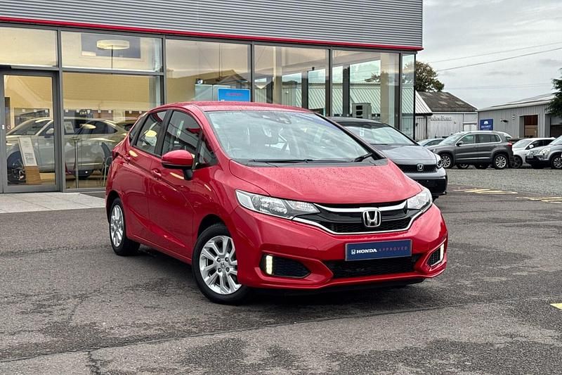 Used Honda Jazz SE 102 HP (75 kW) 2018 Milano red Hatchback