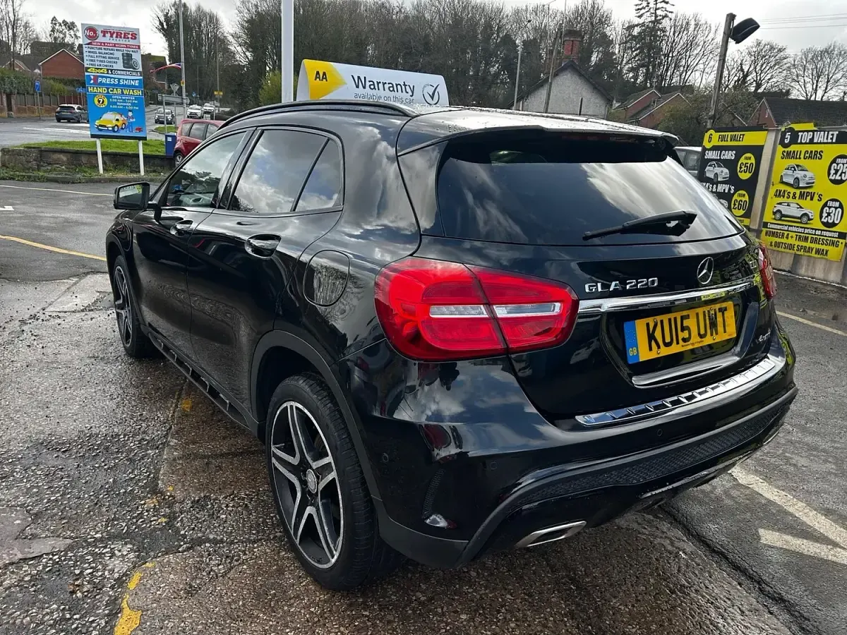 Used Mercedes GLA220 AMG line 170 HP (125 kW) 2015 Black SUV