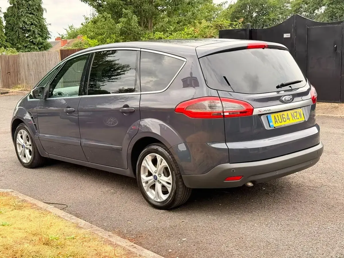 Used Ford S-MAX Titanium 115 HP (84 kW) 2014 Grey MPV