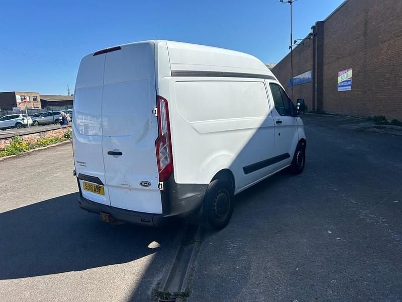 Usado Ford Transit Custom 105 HP (77 kW) 2018 Branco Van