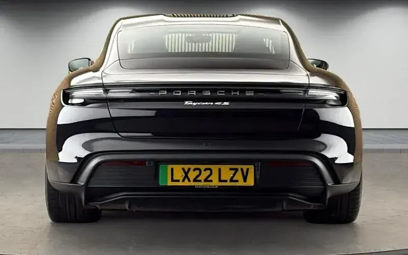 Used Porsche Taycan Performance Package 419 kW (571 HP) 2022 Jet black Sedan