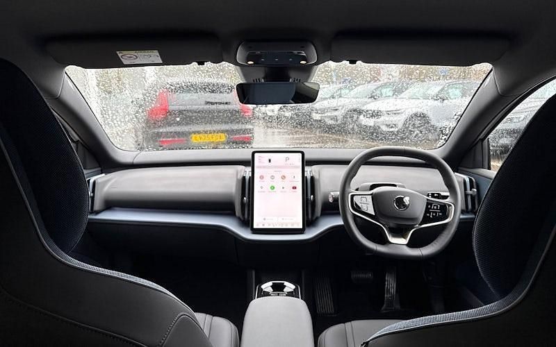 New Volvo EX30 Plus 200 kW (272 HP) 2025 SUV