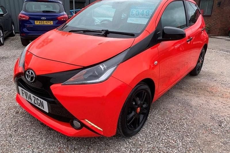 Orange Used 2014 Toyota Aygo X-cite Hatchback | £5,495 (Fair price) - Image 1/1