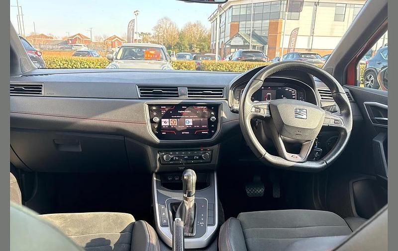 Used Seat Arona FR Sport 115 HP (84 kW) 2018 Orange SUV