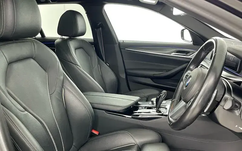 Used BMW 520 M Sport 190 HP (139 kW) 2023 Black Sedan