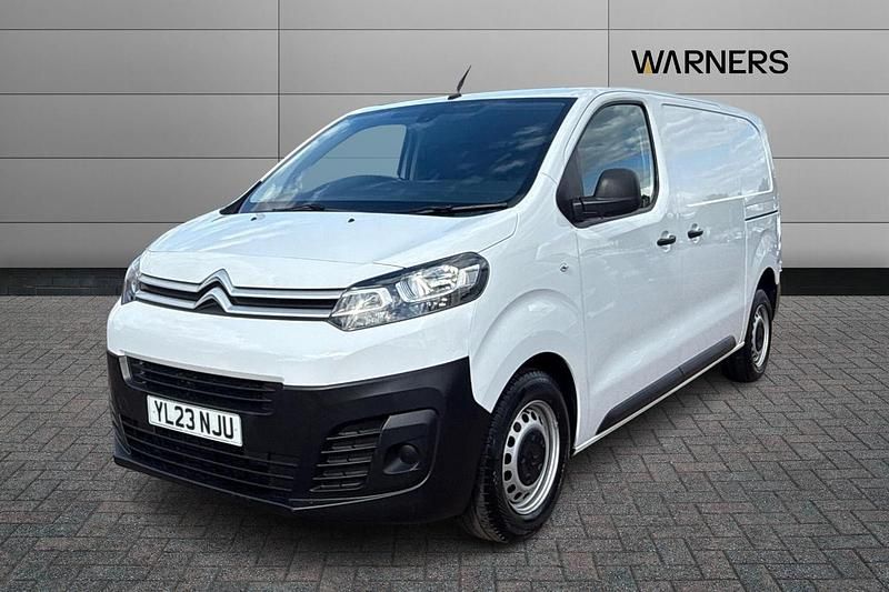 Usado Citroën Dispatch 101 HP (74 kW) 2023 Branco Monovolume