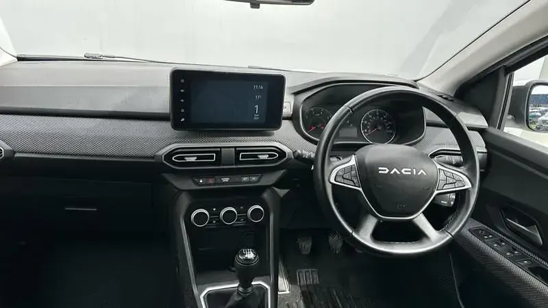 Used Dacia Jogger Expression 110 HP (80 kW) 2023 White MPV