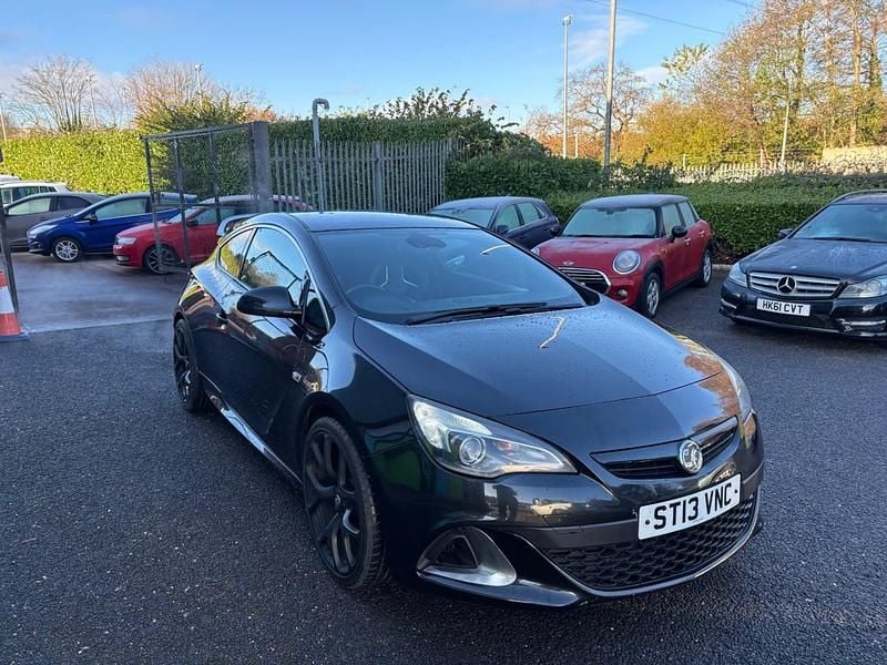 Black Used 2013 Vauxhall Astra GTC Hatchback | £5,250 (Fair price) - Image 1/4