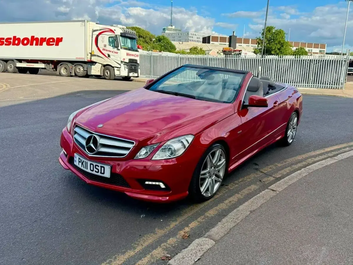 Used Mercedes E350 2011 Red Cabriolet