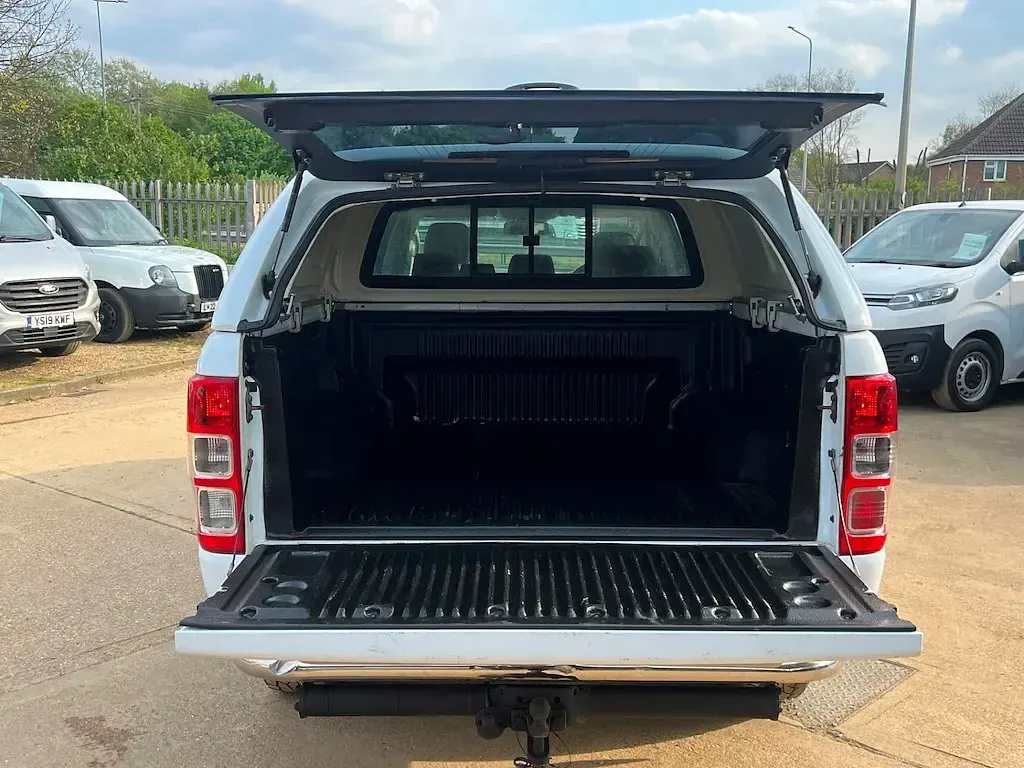 Begagnad Ford Ranger XLT 170 HK (125 kW) 2020 Vit Pickup