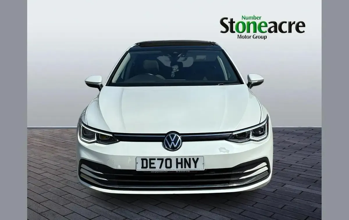 Used VW Golf VIII Style 147 HP (108 kW) 2020 White Hatchback